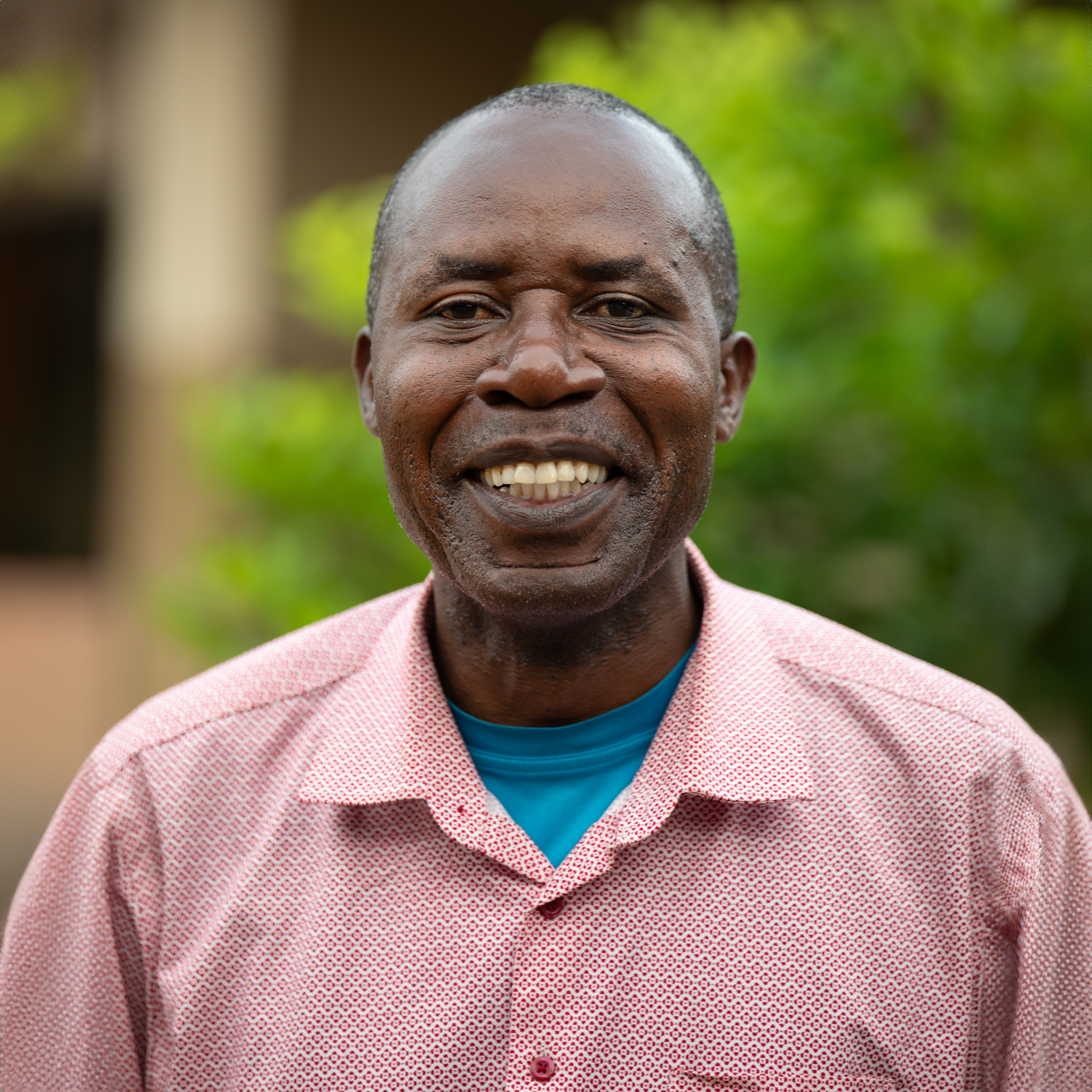 Ben Nkaausu